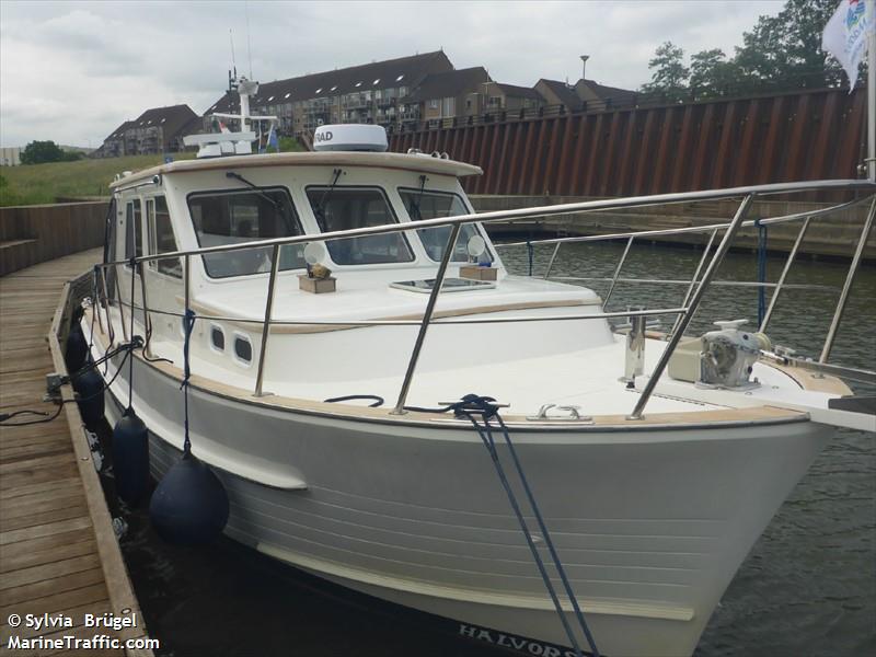 'PAN TAU'