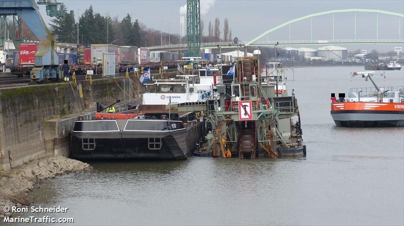 SCHWIMMBAGGER 27