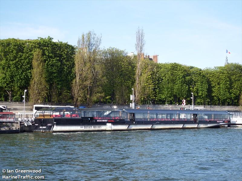 LA PATACHE