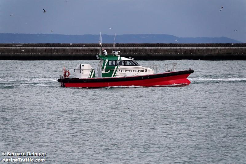 LH PILOT ST NICOLAS