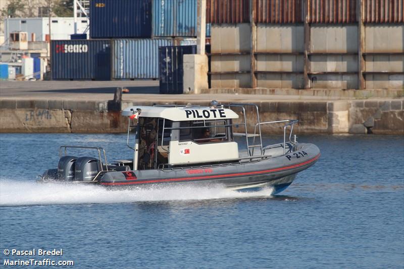 PILOT BOAT 214