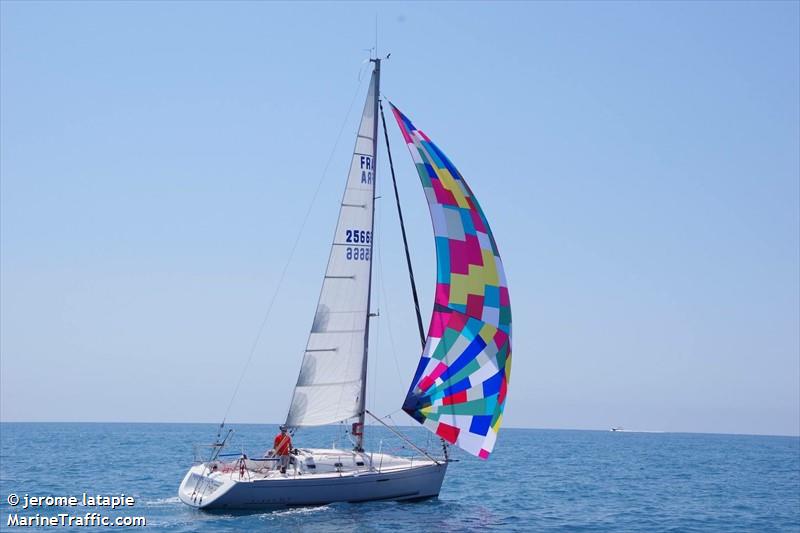 PEPETTE SOLO SAILOR