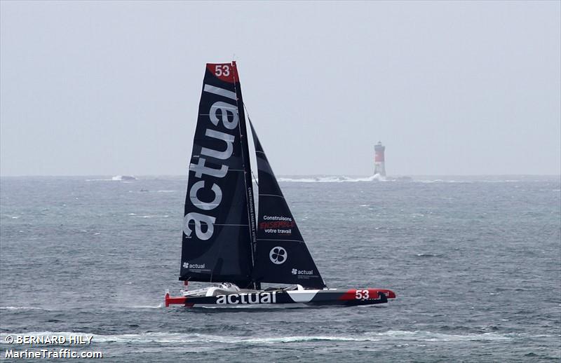 MACIF_TRI_SOLOSAILOR