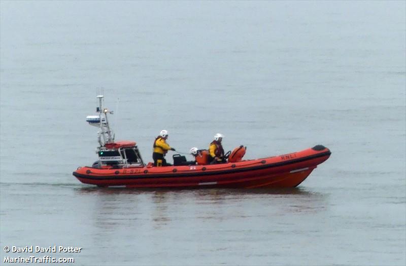 RNLI LIFEBOAT B-921