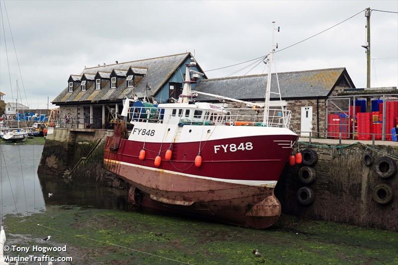 F/V:DEFIANT FY848