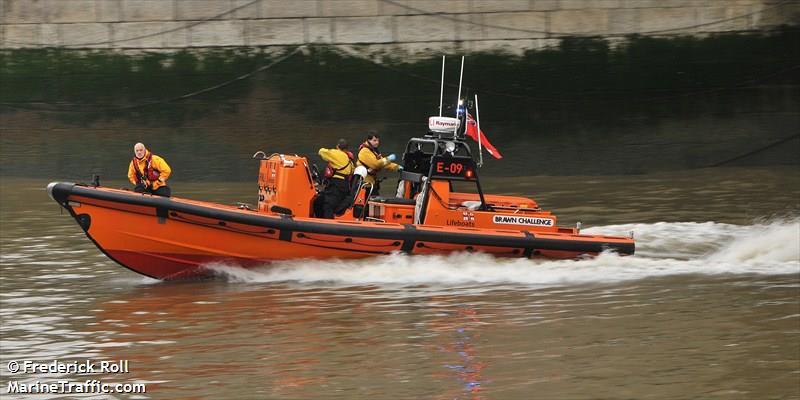 RNLI LIFEBOAT E-09