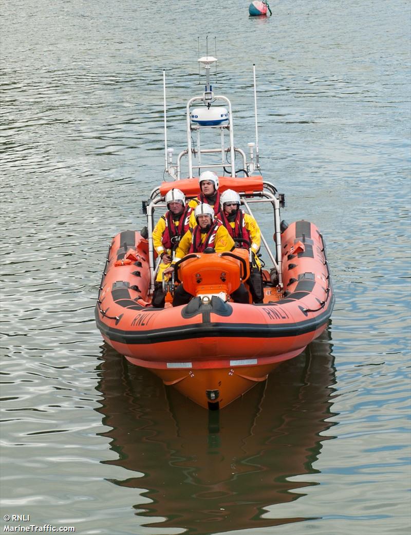 RNLI LIFEBOAT B-892