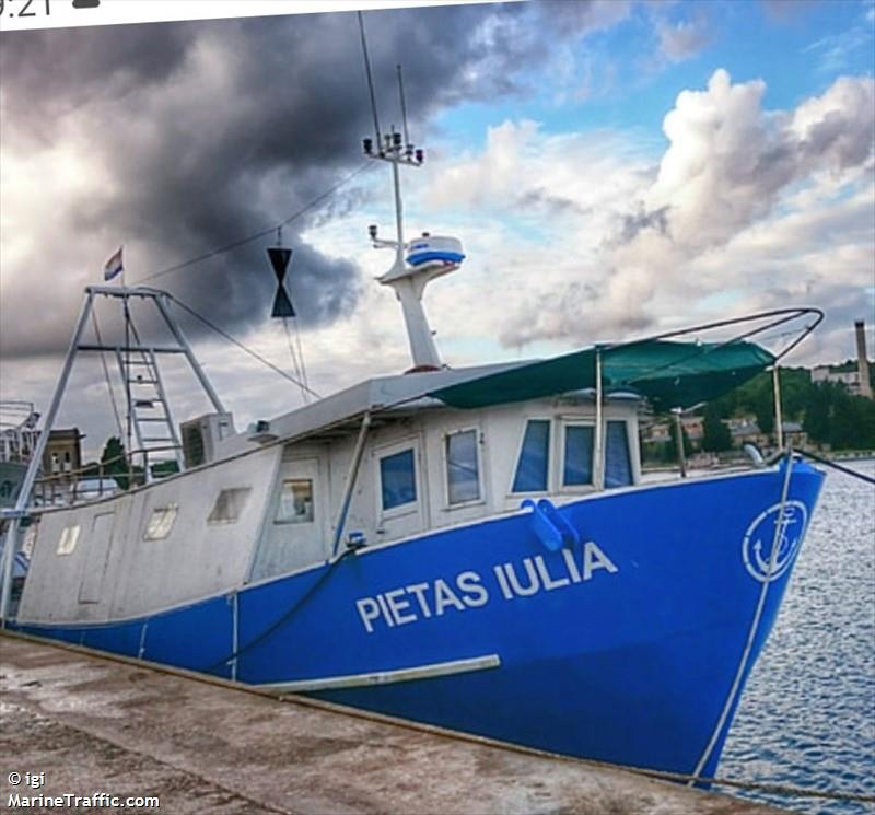 PIETAS IULIA
