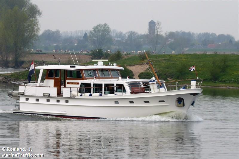 CAPE HOORN