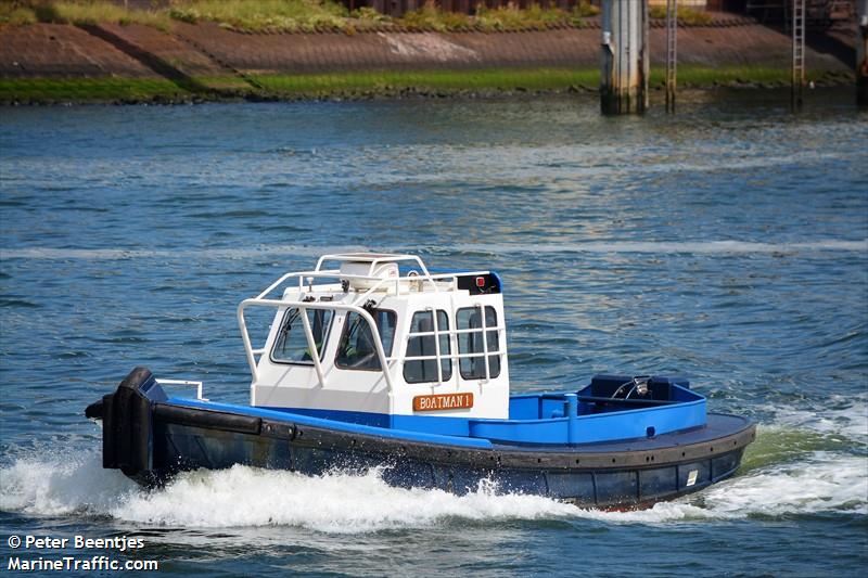 BOATMAN1