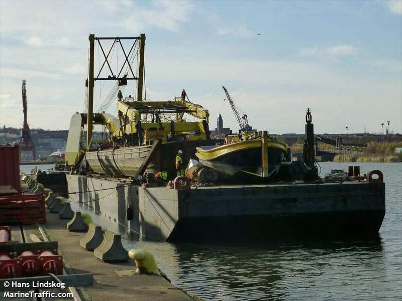 AVONTUUR 7