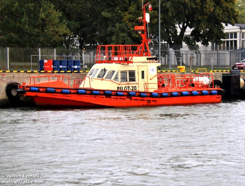 PILOT 20