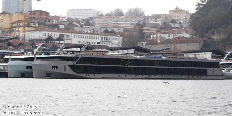 DOURO ELEGANCE