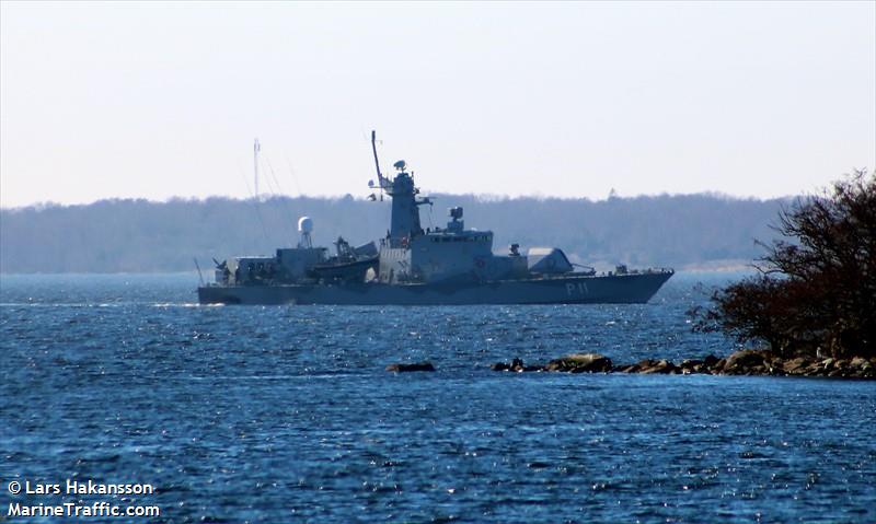 SWEDISH WARSHIP P11