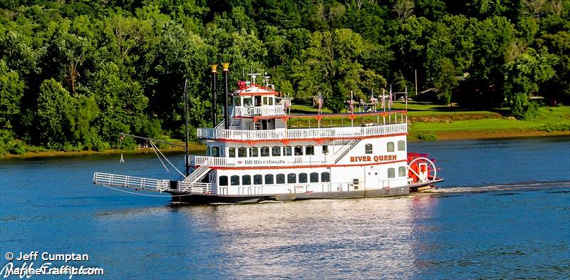 'RIVER QUEEN'