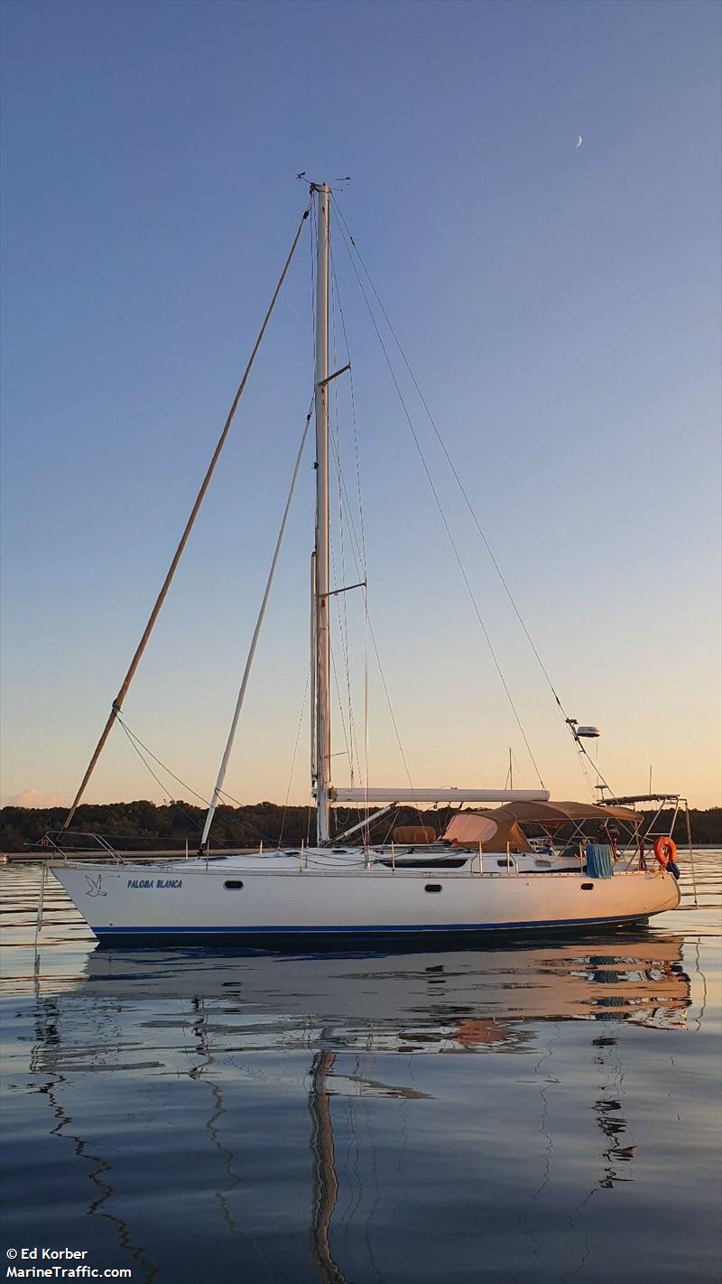 PALOMA BLANCA