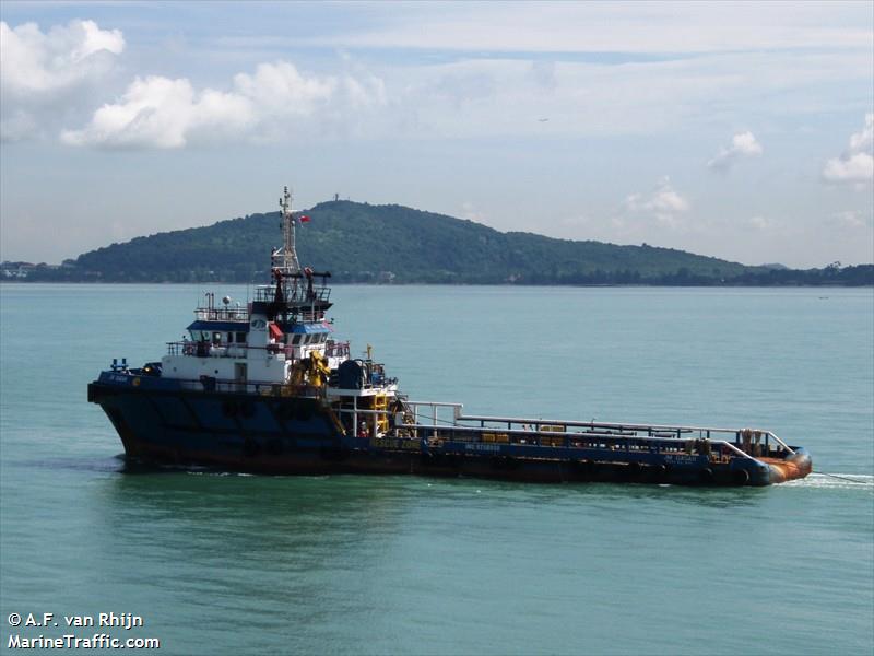 YTC TUG 26
