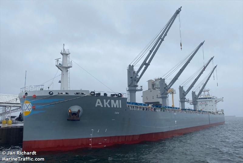 AKMI